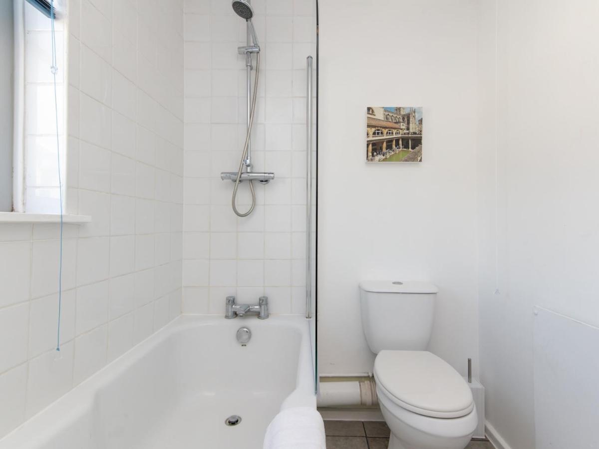 Pass The Keys Bright Modern One Bed Apartment - Bath City Centre Εξωτερικό φωτογραφία